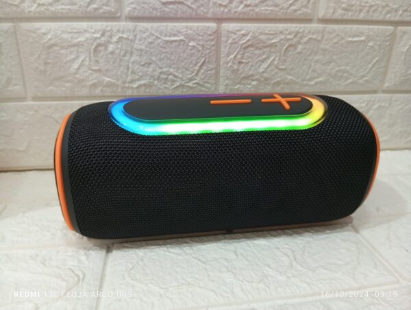 Caixa de Som Bluetooth Portátil - Image 4